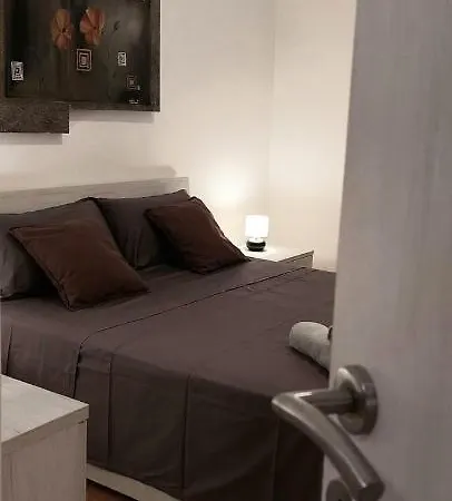 Casa Zachi Nyaraló Palermo